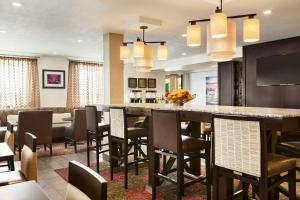 Posezení v ubytování Hampton Inn - Portland/Clackamas
