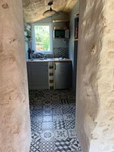 Η κουζίνα ή μικρή κουζίνα στο Le petit lodge cosy
