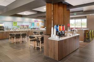 Restavracija oz. druge možnosti za prehrano v nastanitvi Tru By Hilton Scottsdale Salt River