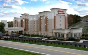una representación del hampton inn suites niagara en el lago en Hampton Inn & Suites Pittsburgh-Meadow Lands, en Washington