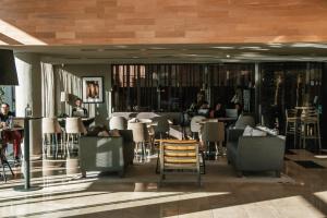 Posezení v ubytování Mulen Hotel Tandil