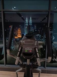 Gambar di galeri bagi CL 27A Insta KLCC View & Infinity Pool View di Kuala Lumpur