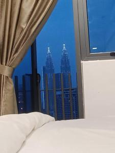 Gambar di galeri bagi CL 27A Insta KLCC View & Infinity Pool View di Kuala Lumpur