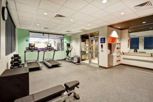 Fitness centrum a/nebo fitness zařízení v ubytování Tru By Hilton Syracuse-Camillus