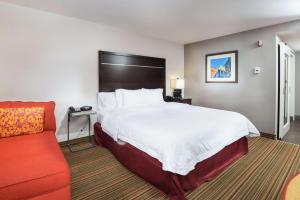 Postel nebo postele na pokoji v ubytování Hampton Inn Tulsa/Broken Arrow