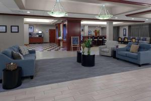 Posezení v ubytování Hampton Inn Woodbridge