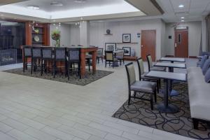 Restaurace v ubytování Hampton Inn Woodbridge