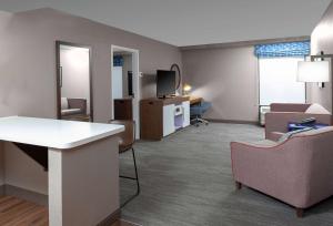 Posezení v ubytování Hampton Inn Woodbridge
