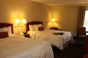 Postel nebo postele na pokoji v ubytování Hampton Inn Woodbridge