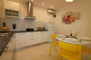 Fotografie z fotogalerie ubytování Ferienhaus-mit-Pool-in-Porec-Melisa-5 v Poreči