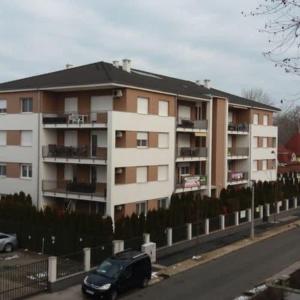 Budova, v ktorej sa apartmán nachádza