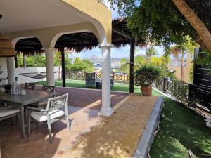Balkon oz. terasa v nastanitvi Luxury appt for 6: mesmerizing Spanish water view