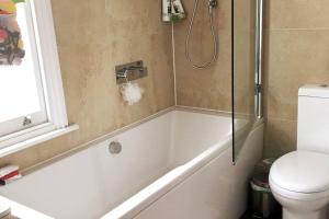 Spacious, Modern 3 bed Wimbledon, London home