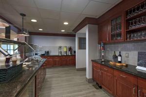 Kuchyň nebo kuchyňský kout v ubytování Homewood Suites by Hilton Fort Collins