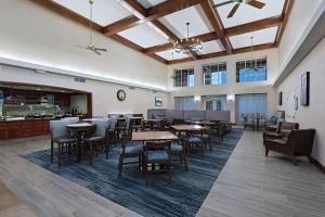 Restaurace v ubytování Homewood Suites by Hilton Fort Collins