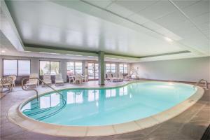 Piscina di Hampton Inn Fishkill o nelle vicinanze