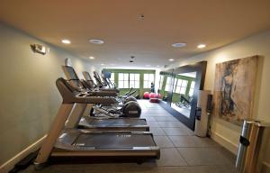 Fitness center at/o fitness facilities sa DoubleTree by Hilton Huntsville-South