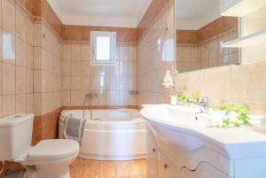 A bathroom at Villa Sofia