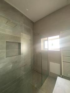 Ванная комната в Serendipity Living