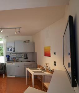 Kuchyň nebo kuchyňský kout v ubytování Hannover City Studio
