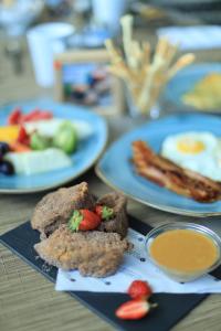 Jídlo v hotelu nebo okolí