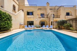 Piscina di Dar ta' Censina Villa with Private Pool o nelle vicinanze