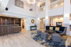 Khu vực sảnh/lễ tân tại Homewood Suites by Hilton Bloomington