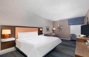 Postel nebo postele na pokoji v ubytování Hampton Inn Corbin