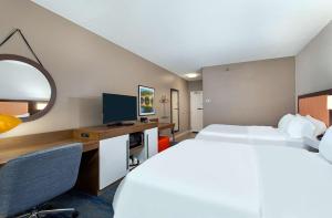 Postel nebo postele na pokoji v ubytování Hampton Inn Corbin
