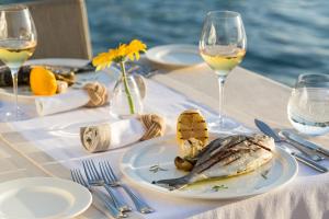 Φαγητό σε αυτό το ξενοδοχείο ή κάπου εκεί κοντά