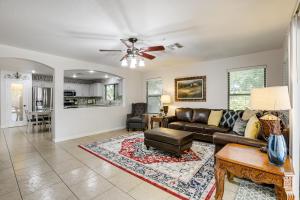 Gallery image of Tolleson Hideaway with Backyard and Outdoor Kitchen! in Avondale