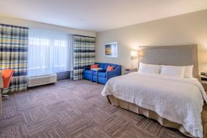 Hampton Inn Crestview South I-10, Fl客房内的一张或多张床位
