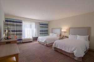 Hampton Inn Crestview South I-10, Fl客房内的一张或多张床位