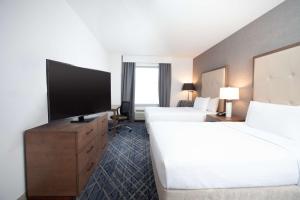 Homewood Suites By Hilton Broomfield Boulder客房内的一张或多张床位