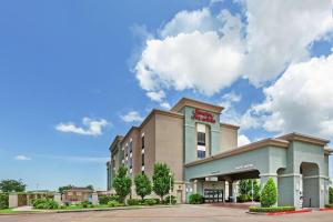 a rendering of a hotel at Hampton Inn & Suites Houston/League City in League City