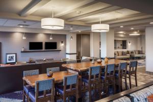 TV a/nebo společenská místnost v ubytování Hampton Inn Lewiston, ID