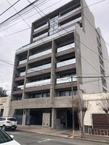 El edificio en el que está el departamento