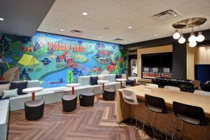 Tru By Hilton Pigeon Forge餐厅或其他用餐的地方