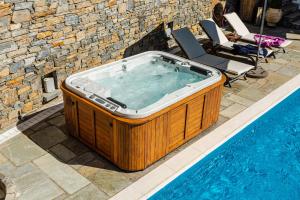 The swimming pool at or close to Akrolithos Villa, Milies Pelion