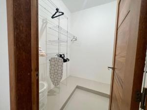 Koupelna v ubytování Cozy apt,2 Parking, 2 BD,2.5 BT