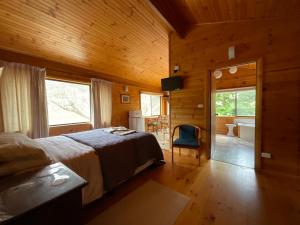 Postel nebo postele na pokoji v ubytování Silver Ridge Retreat + 37 fotografií