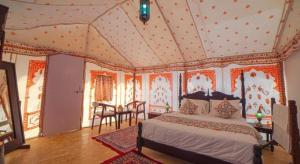 Gallery image of Jaisal heritage desert camp in Jaisalmer