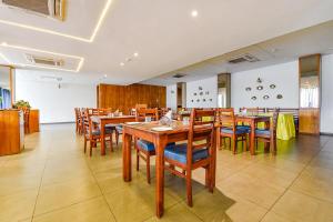 Fotografie z fotogalerie ubytování FabHotel Prime Grand Unity, Changodar v destinaci Ahmadábád