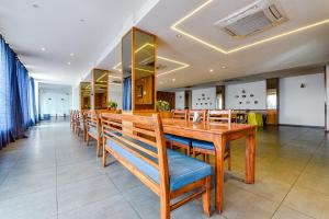 Fotografie z fotogalerie ubytování FabHotel Prime Grand Unity, Changodar v destinaci Ahmadábád