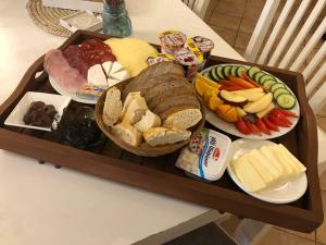 Jídlo v apartmánu nebo okolí