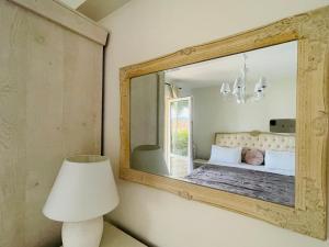 Postel nebo postele na pokoji v ubytování Apartments St Stefan