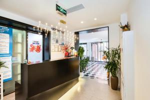 Vstupní hala nebo recepce v ubytování Meriden M Hotel Beijing - Sanlitun Tuanjiehu Subway Station