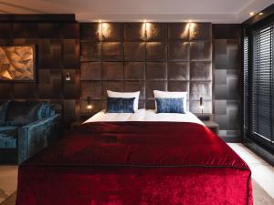 Posteľ alebo postele v izbe v ubytovaní Art Suites Boutique Hotel - Krakow Center
