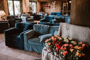 Posedenie v ubytovaní Hotel Żubrówka Spa & Wellness