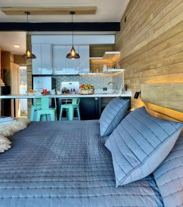 Cama o camas de una habitación en "Los laureles" vista al lago